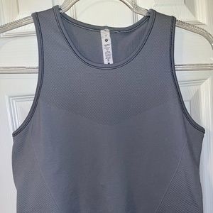 lululemon sports bra/tank Size 10 Grey